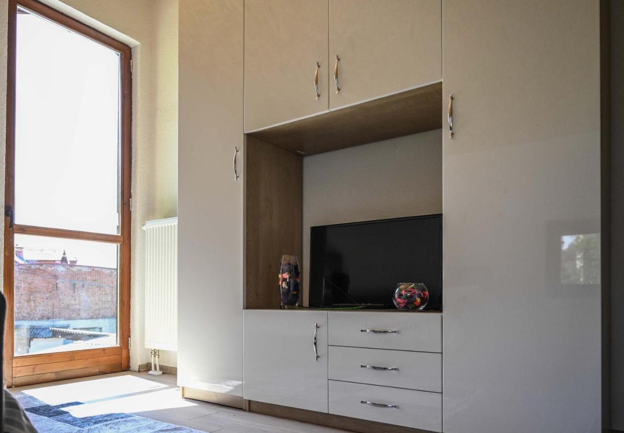 Elem Apartmani Skver トゥズラ エクステリア 写真