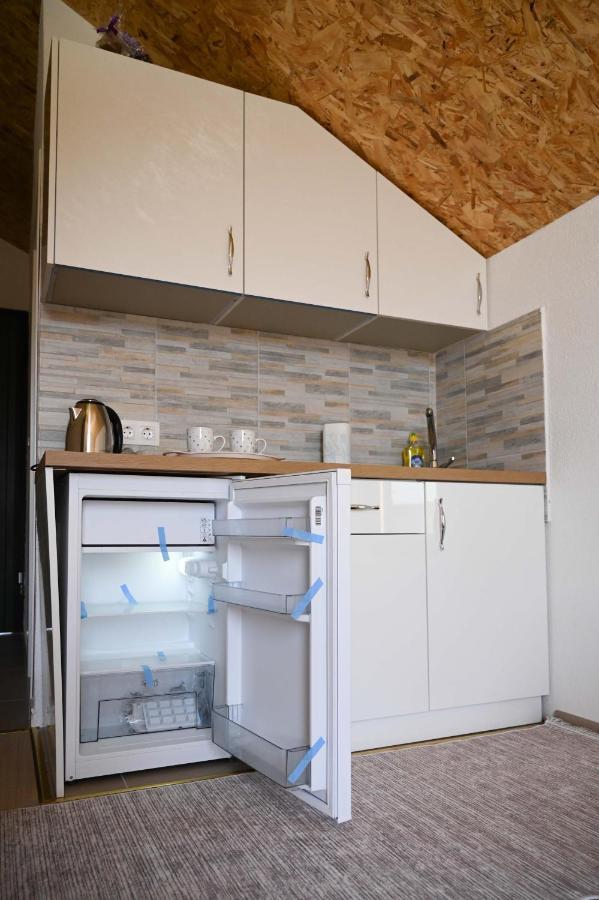Elem Apartmani Skver トゥズラ エクステリア 写真